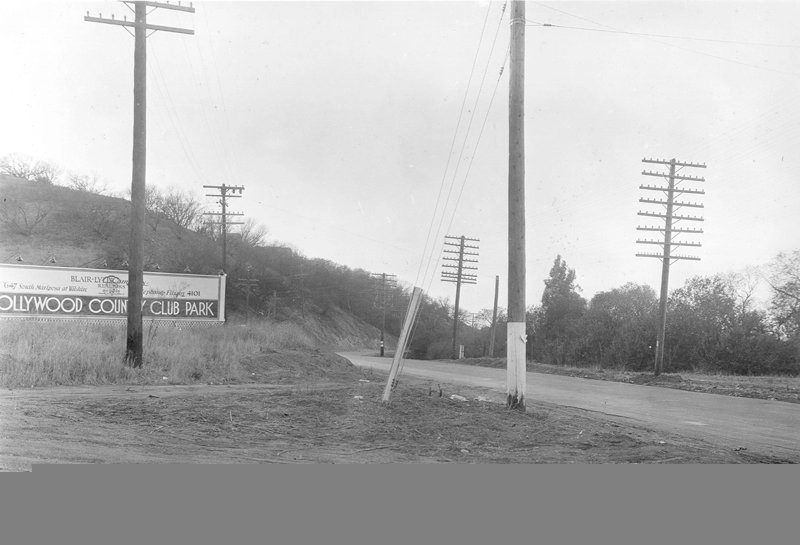 Letrero de Hollywood Hills Country Club, Sr. Blair